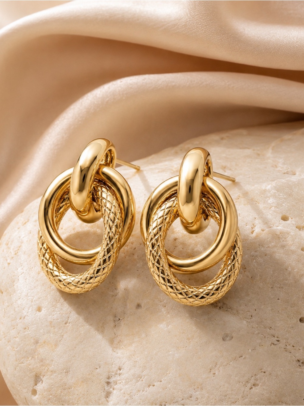 Knot earrings NWT